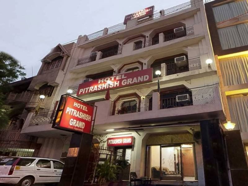 Hotel Pawan Plaza Near Sir Ganga Ram Hospital Deli Exterior foto