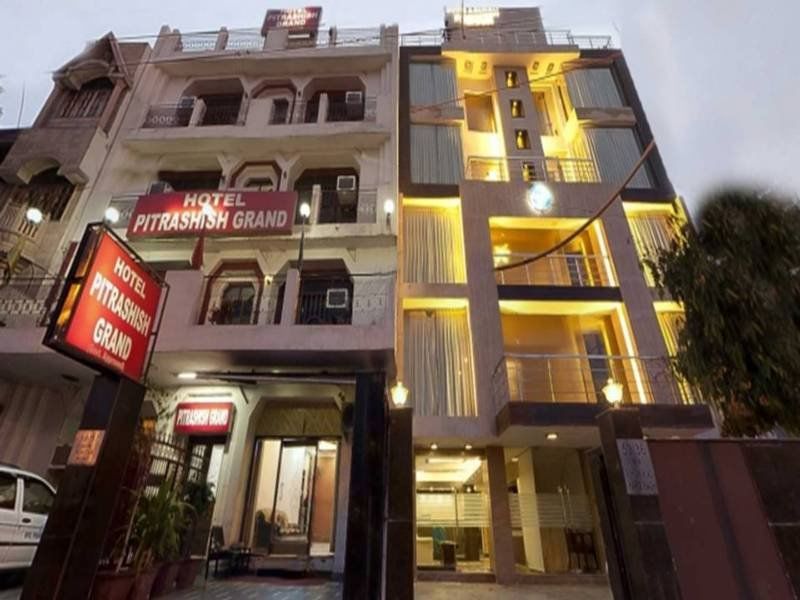Hotel Pawan Plaza Near Sir Ganga Ram Hospital Deli Exterior foto